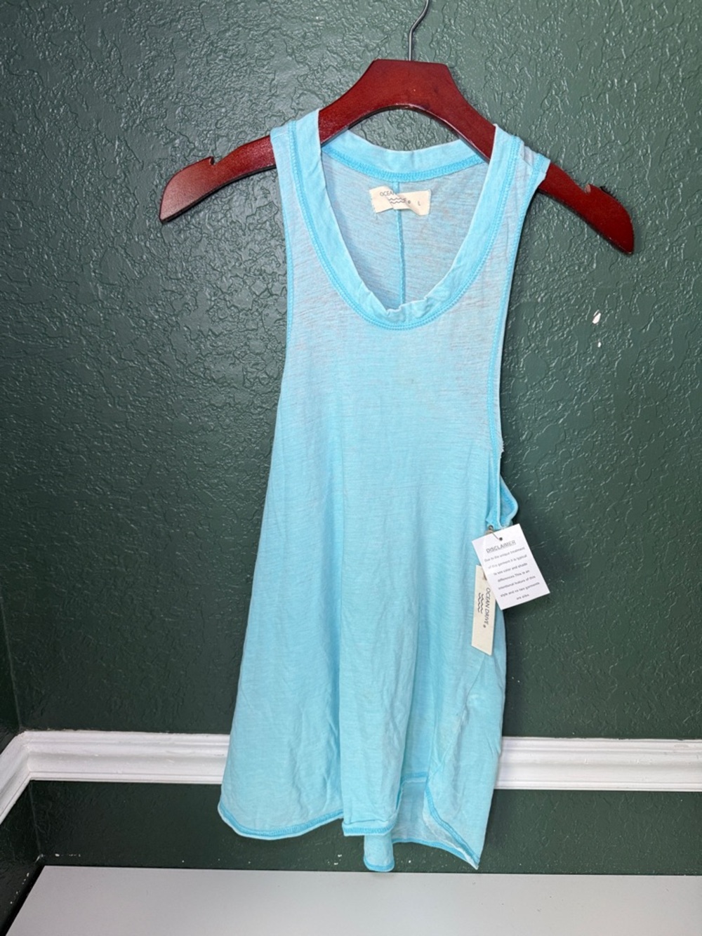 NEW! Ocean Drive Flowy Beach Summer Scoop Neck Tank Top Large